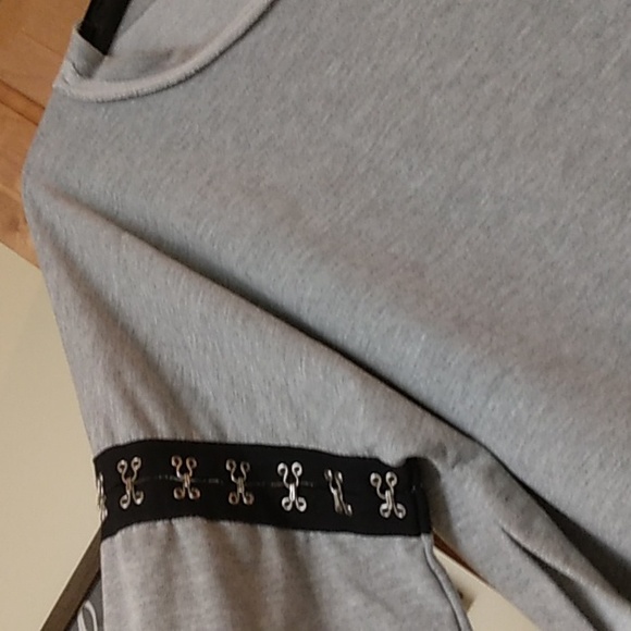 Adorable Top - Picture 3 of 8